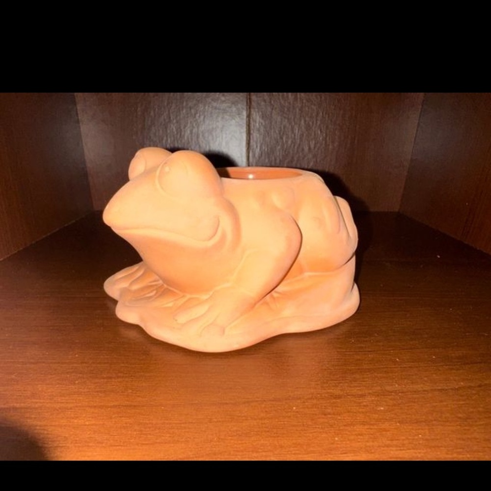 Partylite Terra Cotta Frog/Toad Tea Lite Candleholder‎